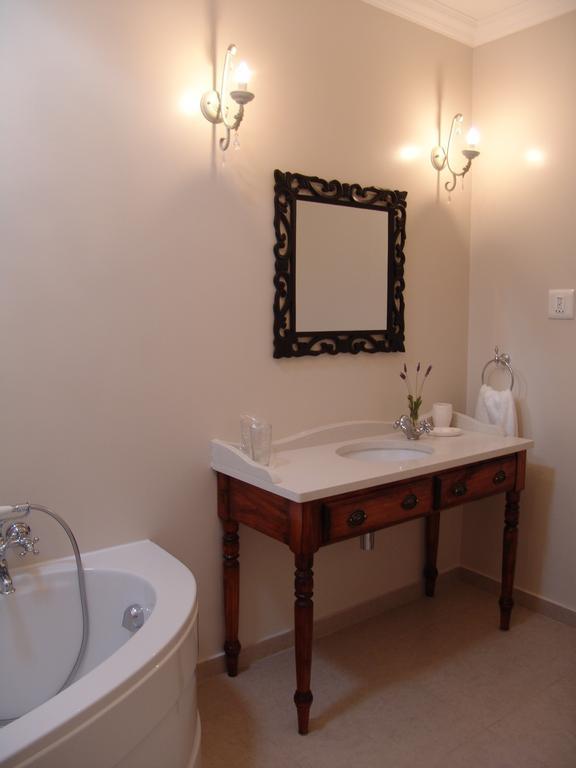 La Pension Guest House Oudtshoorn Zimmer foto